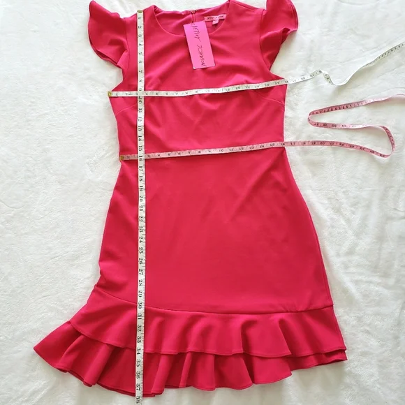 BETSEY JOHNSON Short Sleeve Fitted Ruffle Hem Fuchsia Dress--NWT--10 - Picture 12 of 12